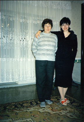 Моя мама и Гуля, жена Геныча